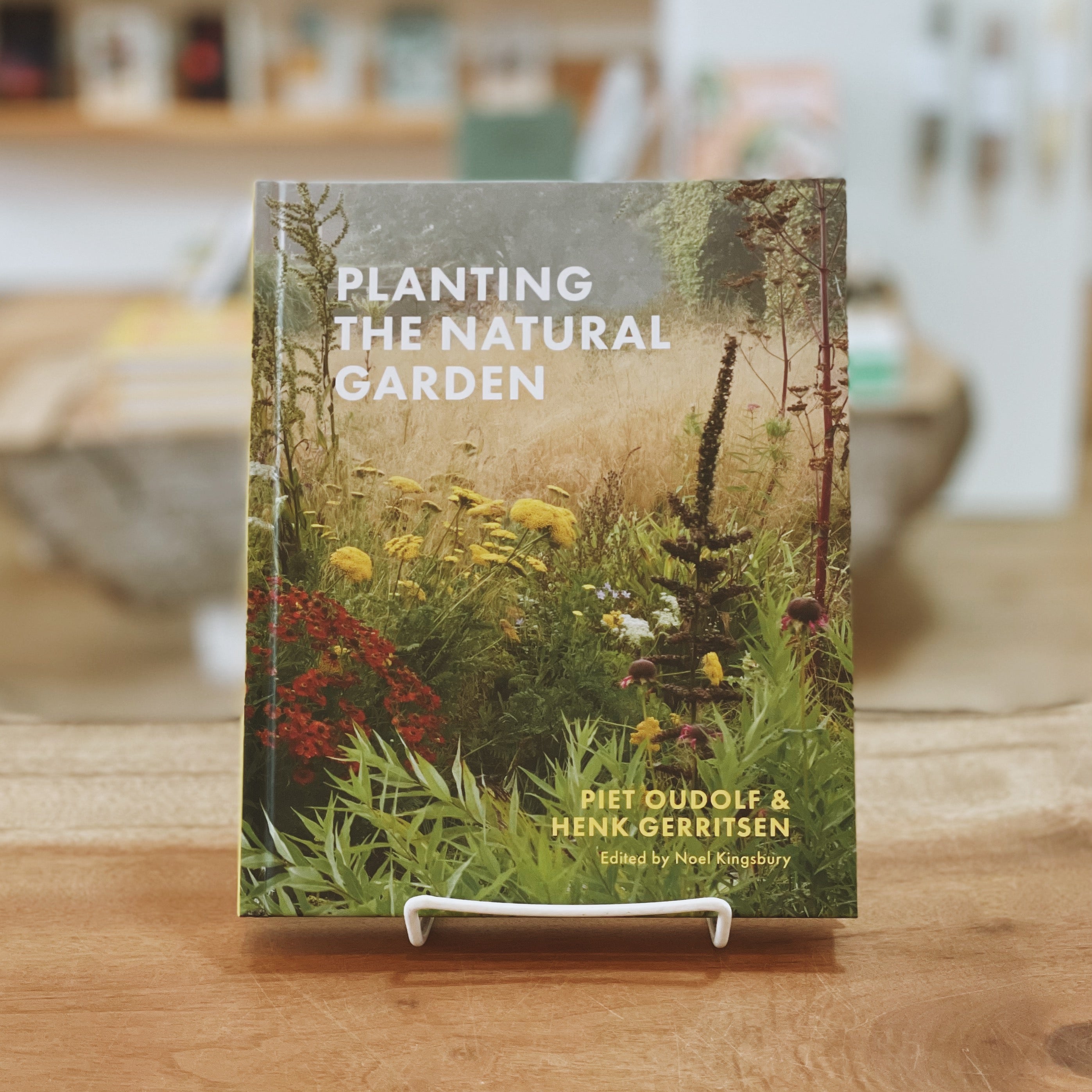 Planting the Natural Garden